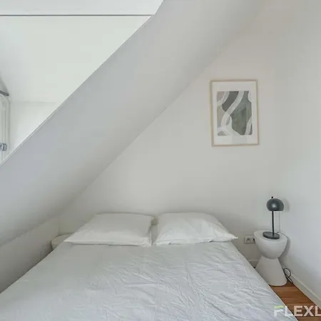 Flexliving - Onebedroom - Malesherbes - Eiffel Tower View Appartamento *
